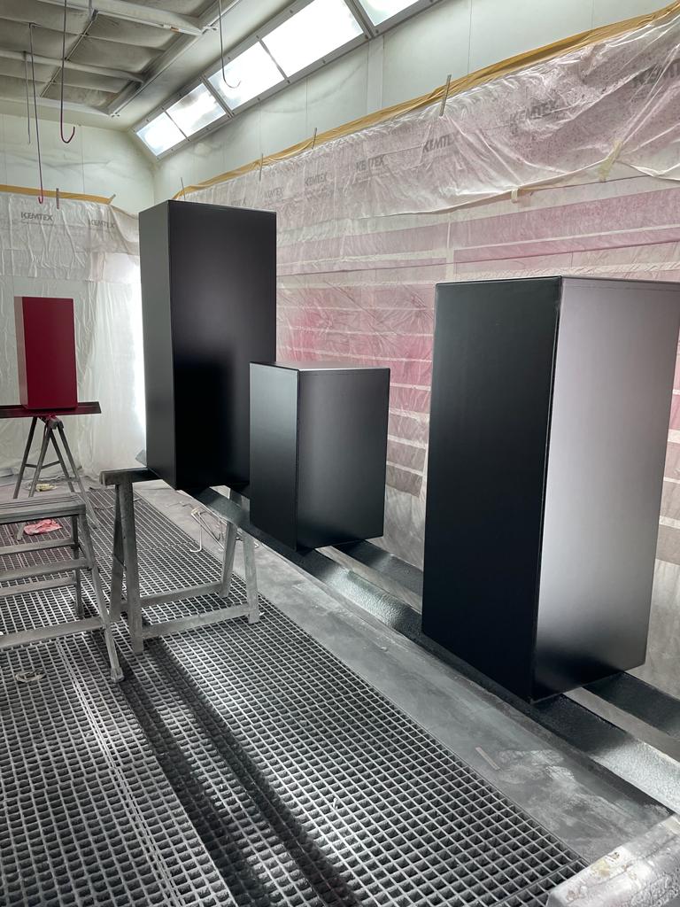 Art Plinth - Customized Show room . Rental-furniture in Paris-France