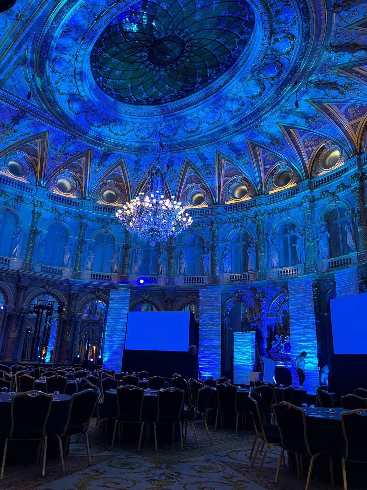 Paris Luxury Furniture Rental for Fashion, Corporate & Exclusive Events