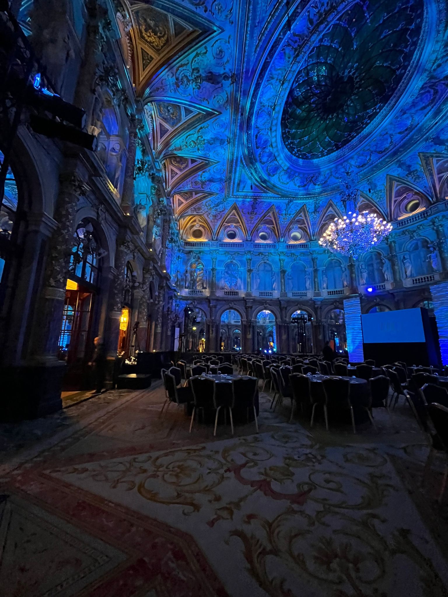 Rental-furniture in Paris-France