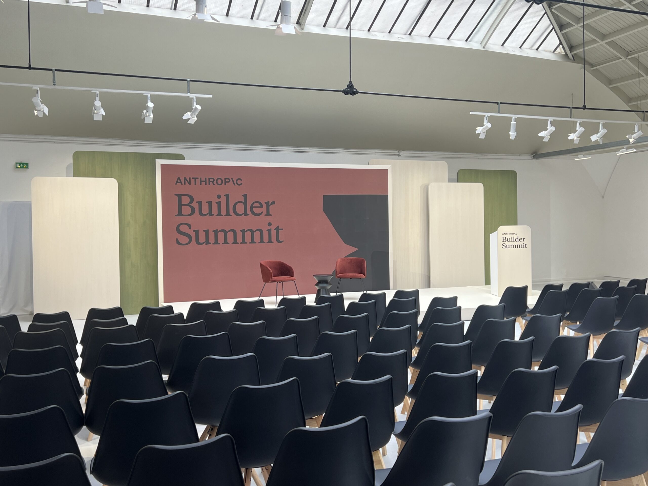 Rental-furniture in Paris-France