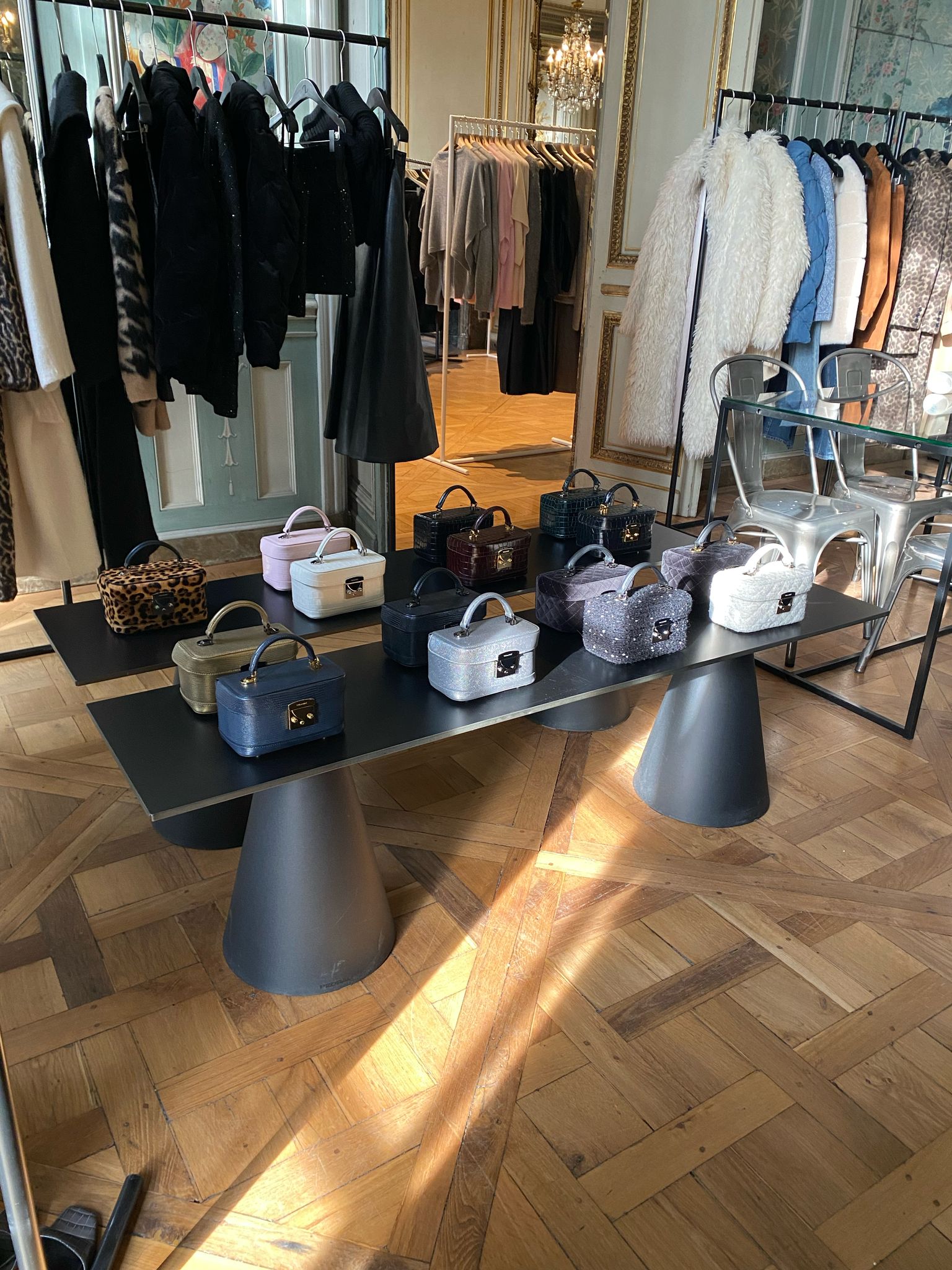 Fashion Week Paris – Showroom Paris Luxury Furniture Rental Hire