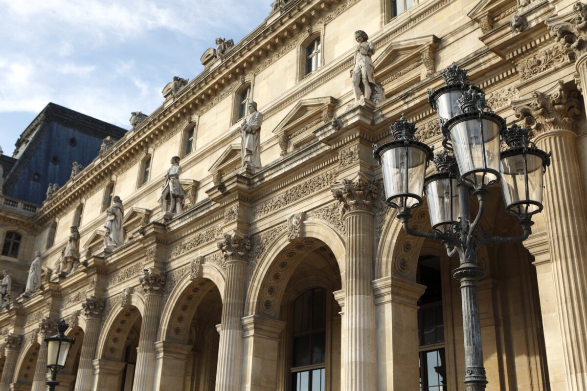 Fashion Week Paris - Showroom Paris Luxury Furniture Rental - Furniture Hire Paris